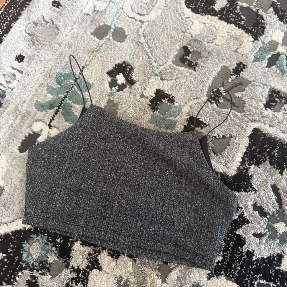 Forever 21 Gray Crop Top